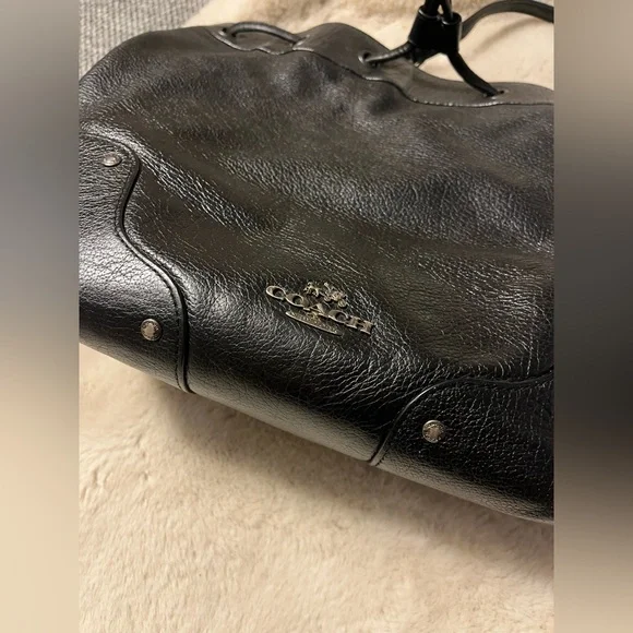 COACH Mickie Drawstring Crossbody Shoulder Bag 2 WAY. - Picture 7 of 11